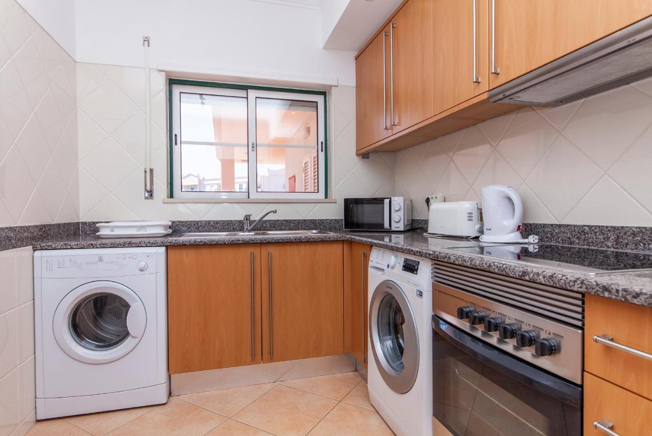 B73 - Luz Sun Holiday Apartment Lagos Exterior photo