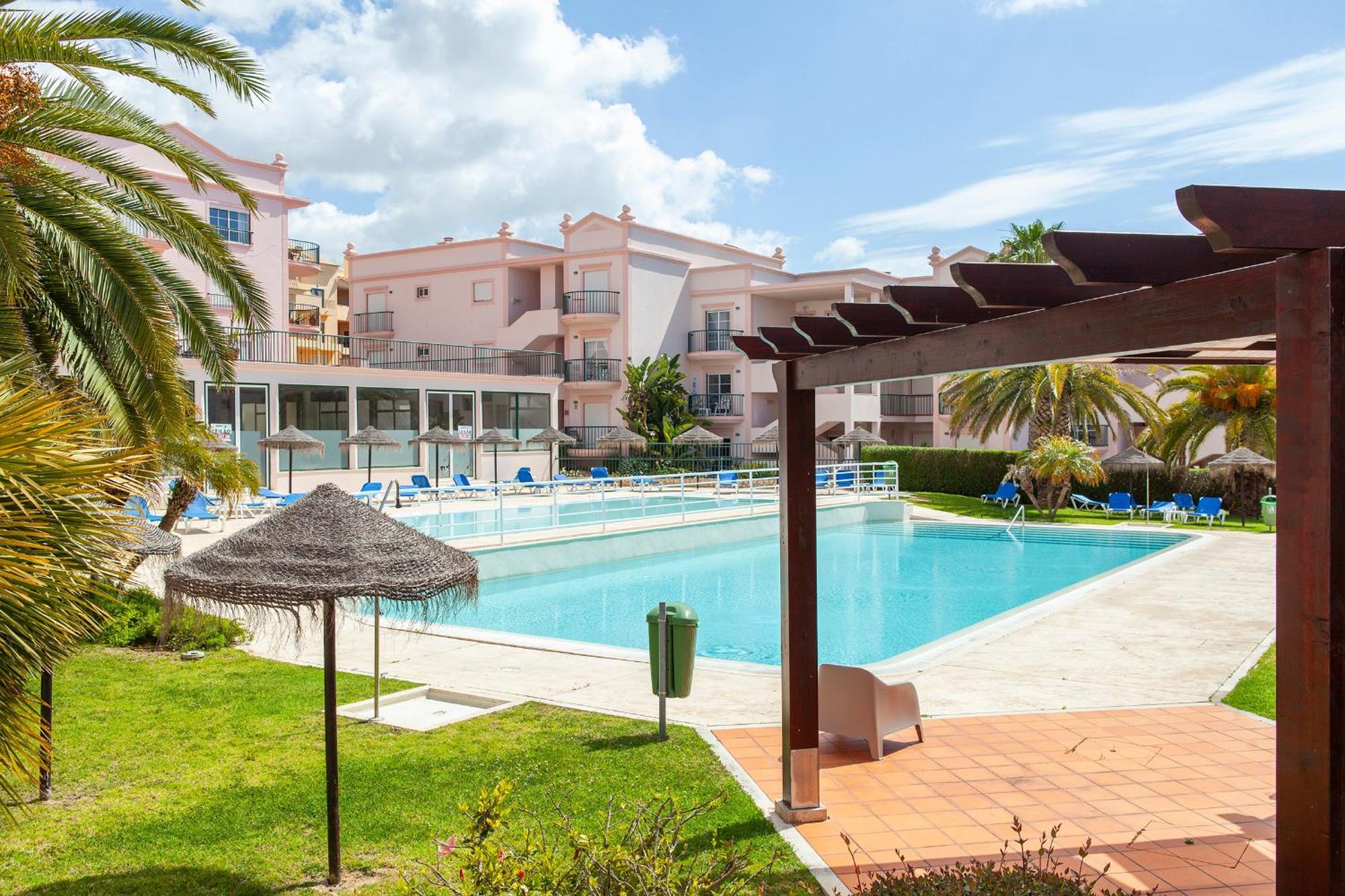 B73 - Luz Sun Holiday Apartment Lagos Exterior photo